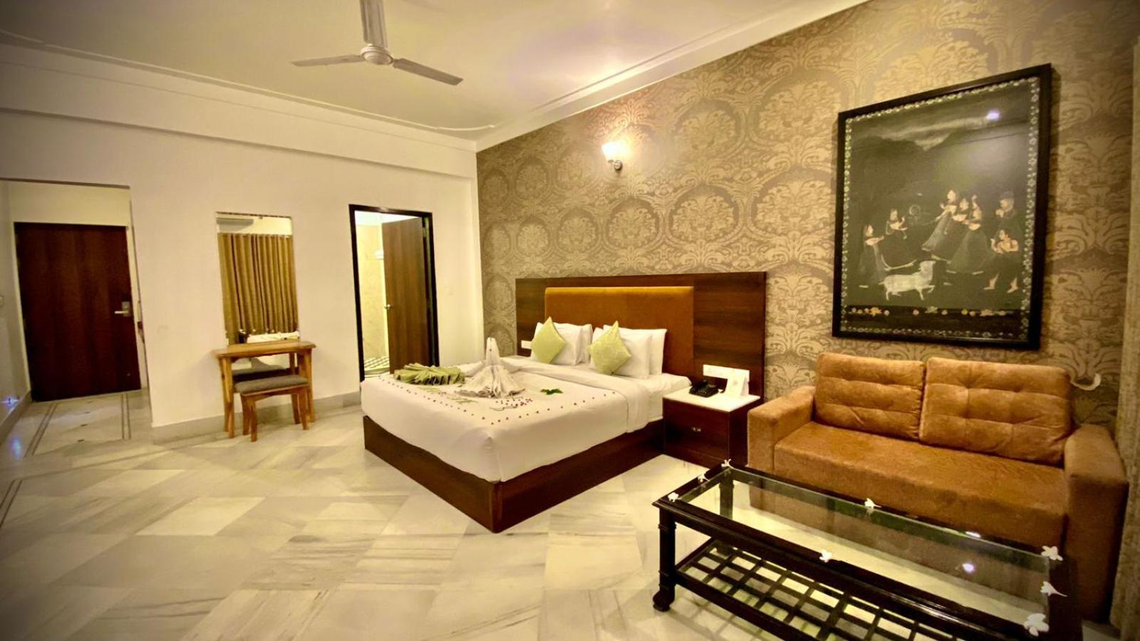 Mewar Palace Resort And Spa Udaipur Eksteriør billede
