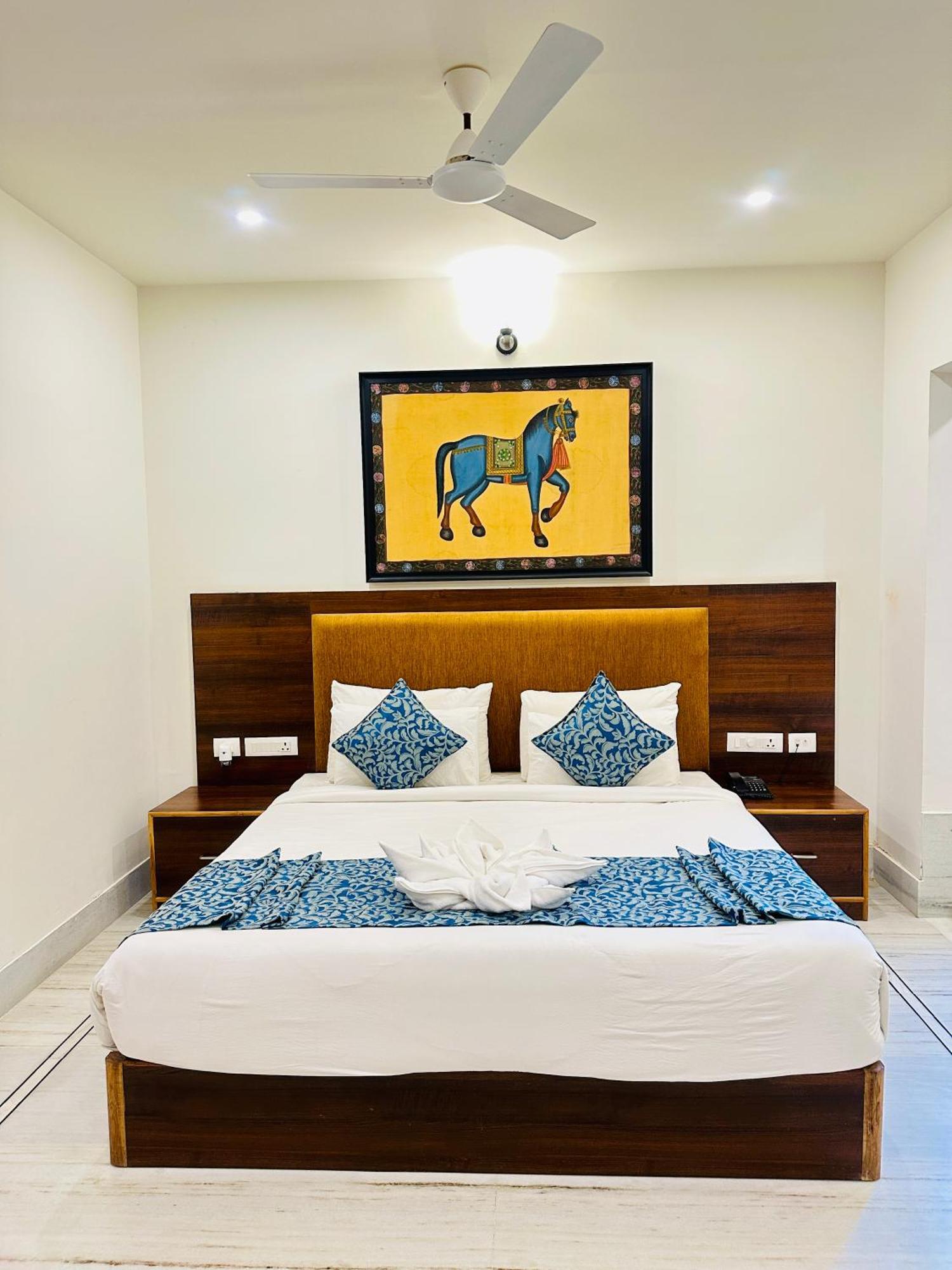 Mewar Palace Resort And Spa Udaipur Eksteriør billede
