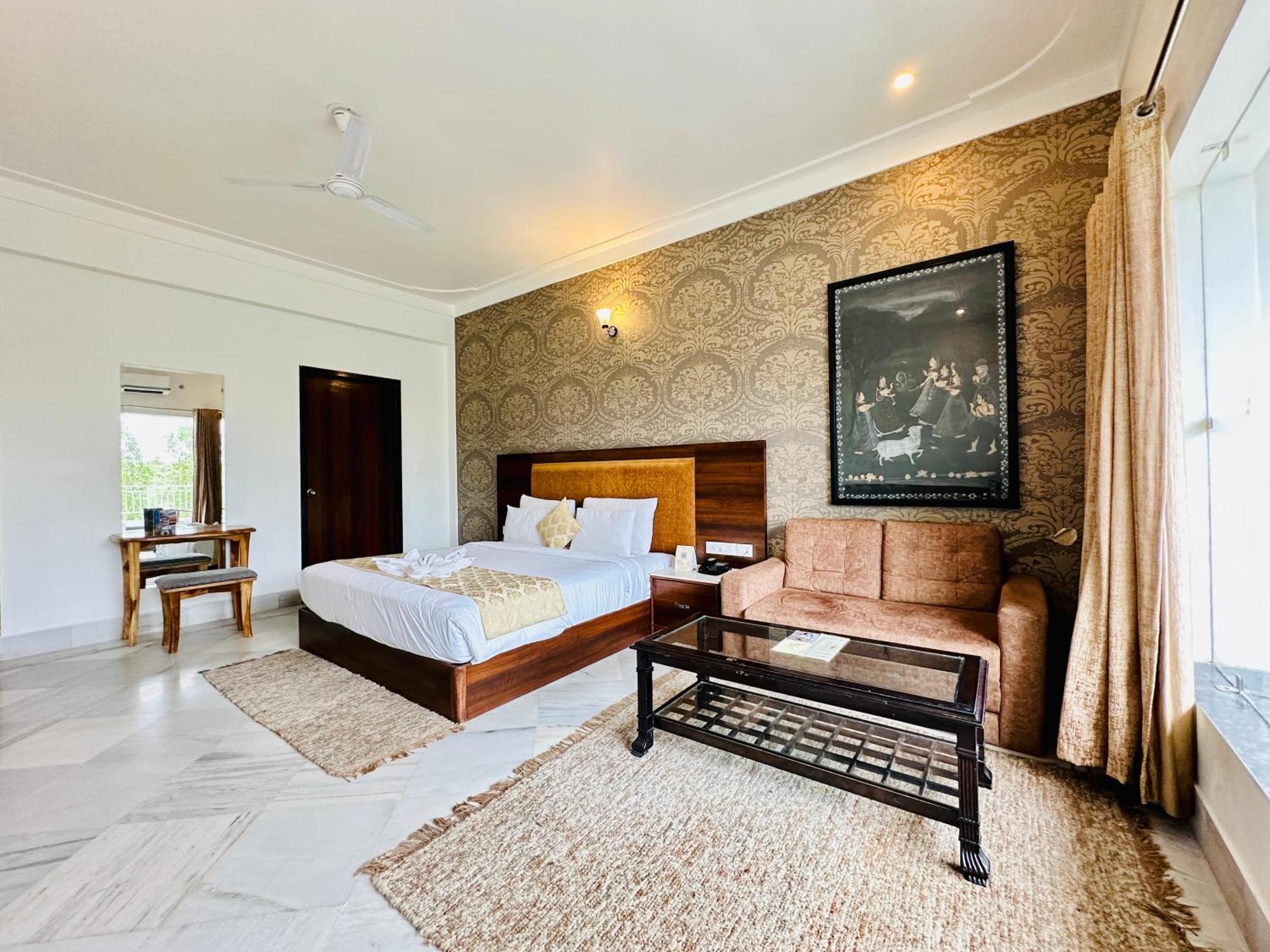 Mewar Palace Resort And Spa Udaipur Eksteriør billede